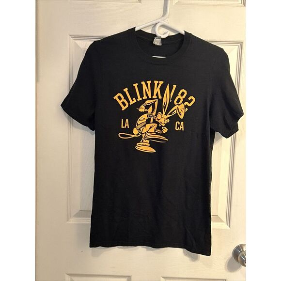 Retro Y2K Style‎ Blink 182 T-Shirt Size Small Crappy Punk Rock Rabbit Black - Picture 1 of 5
